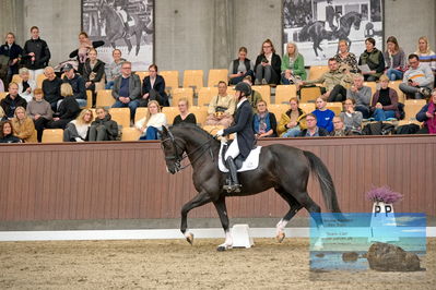 Blue Hors
7 års finale
Keywords: signe kirk kristiansen;suarez