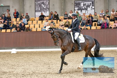 Blue Hors
5 års finale dressur
Keywords: michael groenne christensen;vestermarkens shakira