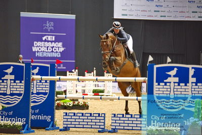 Easy Agri Care CSI2 Big Tour LR (238.2.2) 1.45m
Keywords: stine cassoe jacobsen;finette ask