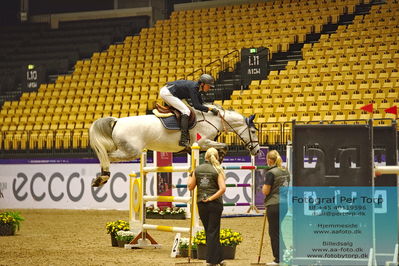 Easy Agri Care CSI2 Big Tour LR (238.2.2) 1.45m
Keywords: magnus schmidt;miss balou