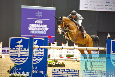 Easy Agri Care CSI2 Big Tour LR (238.2.2) 1.45m
Keywords: andreas schou;lady corlina