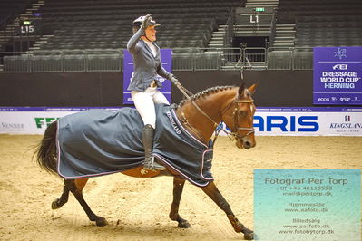 Easy Agri Care CSI2 Big Tour LR (238.2.2) 1.45m
Keywords: stine cassoe jacobsen;finette ask;lap of honour