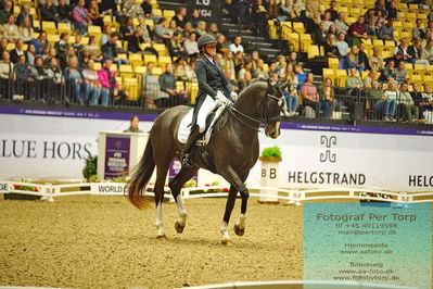 FEI Dressage World Cup Grand Prix
Keywords: nadja aaboe sloth;favour gersdorf