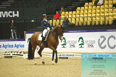 FEI Dressage World Cup Grand Prix Freestyle
Keywords: tinene vilhelmson silfven;devanto