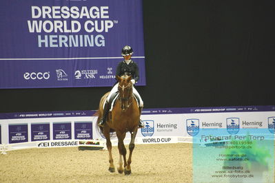 FEI Dressage World Cup Grand Prix Freestyle
Keywords: devenda dijkstra;hero