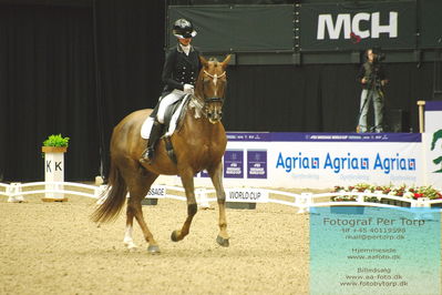 FEI Dressage World Cup Grand Prix Freestyle
Keywords: devenda dijkstra;hero