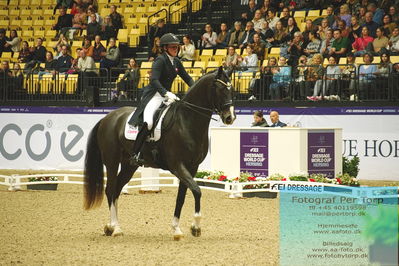 FEI Dressage World Cup Grand Prix Freestyle
Keywords: nadja aaboe sloth;favour gersdorf