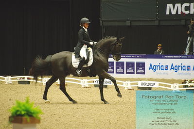 FEI Dressage World Cup Grand Prix Freestyle
Keywords: anna kasparcack;addict de massa