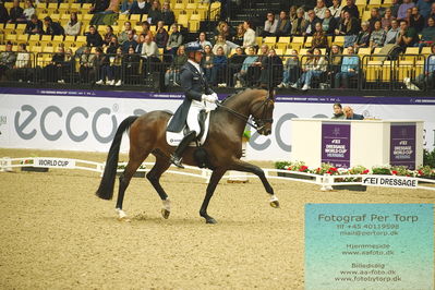 FEI Dressage World Cup Grand Prix Freestyle
Keywords: patrik kittel;touch down