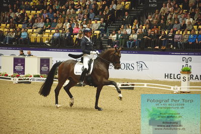 FEI Dressage World Cup Grand Prix Freestyle
Keywords: patrik kittel;touch down