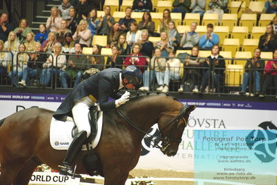 FEI Dressage World Cup Grand Prix Freestyle
Keywords: patrik kittel;touch down