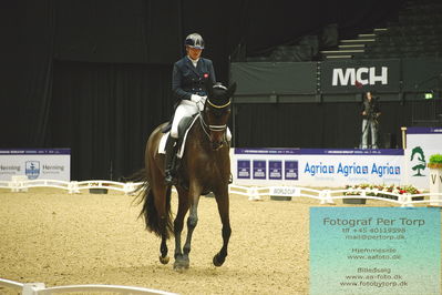 FEI Dressage World Cup Grand Prix Freestyle
Keywords: lone bang larsen;lone bang zindorff;thranegaardens rostov