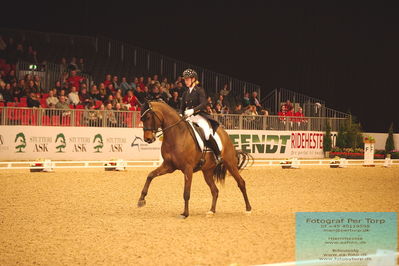 Helgstrand Jewellery CDI3 Grand Prix (GP)
Keywords: anna zibrandtsen;lumirere