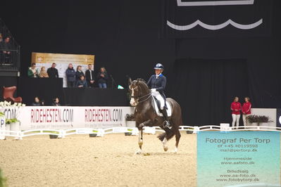 09 ECCO CDI5Grand Prix Special (GPS) - ECCO FIVE STAR DRESSAGE
Keywords: nanna skodborg merrald;blue hors don olymbrio