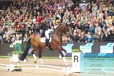 09 ECCO CDI5Grand Prix Special (GPS) - ECCO FIVE STAR DRESSAGE
Keywords: daniel bachmann andersen;cathrine laudrup-dufour;nanna skodborg merrald;lap of honour