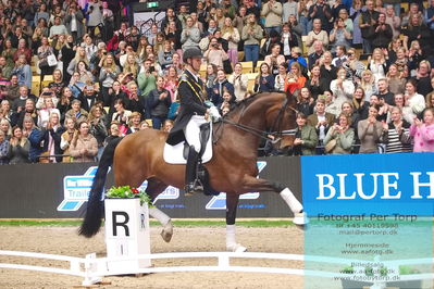 09 ECCO CDI5Grand Prix Special (GPS) - ECCO FIVE STAR DRESSAGE
Keywords: daniel bachmann andersen;cathrine laudrup-dufour;nanna skodborg merrald;lap of honour