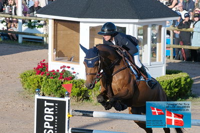 fQualifier for Agria Grand Prix 150cm
Keywords: falsterbo;oda charlotte lyngvaer;kyfo