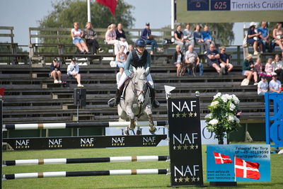 ffive star pony grandprix
showjumping
Keywords: falsterbo;emelie kjellberg;tiernisks cruising clover