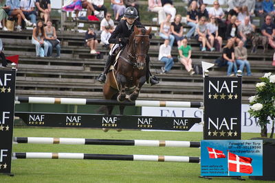 ffive star pony grandprix
showjumping
Keywords: falsterbo;caroline ankarcrona;meweis af toftagaarden