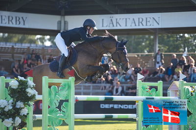 Stiftelsen Falsterbo Horse Show Prize
145cm
Keywords: falsterbo;amanda landeblad;little clara