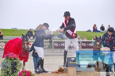 2. Kval. og Finale af Agria DRF Mesterskab U21 præsenteret af TG Horseboxes - S12. Kval. og Finale af Agria DRF Mesterskab U25 præsenteret af PAVO Springning Heste
Keywords: dm;pt;theodor wildfang just linde;frida munk lassen;josefine sandgaard moerup;lap of honour