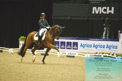 FEI Dressage World Cup Grand Prix Freestyle
Keywords: anna zibrandtsen;quel filou