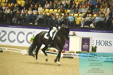 FEI Dressage World Cup Grand Prix Freestyle
Keywords: andreas helgstrand;queenparks wendy