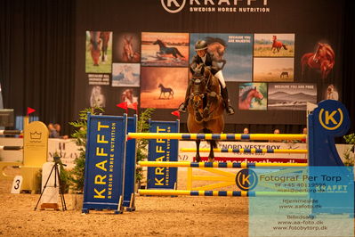 07 FENDT CSI3 Medium Tour (238.2.1) 1.40
Keywords: emilla löser;dexter bois margot