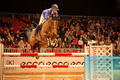 07 FENDT CSI3 Medium Tour (238.2.1) 1.40
Keywords: evelin laven;carezz