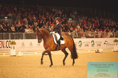 Helgstrand Jewellery CDI3 Grand Prix (GP)
Keywords: corinda luttjeboer;cirano