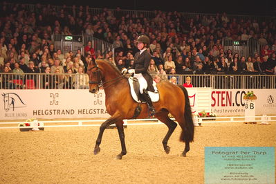 Helgstrand Jewellery CDI3 Grand Prix (GP)
Keywords: corinda luttjeboer;cirano