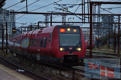 Copenhagen
københavn hovdbanegård
Keywords: copenhagen;rail;stog;dsb
