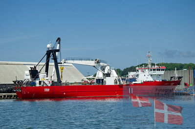 Different photos of wessels and ports
port kalundborg 06/2023, special wessel
Keywords: kalundborg;special wessel;vina