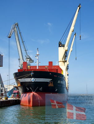 Different photos of wessels and ports
Kalundborg havn, losser, 06/2023
Keywords: IMO  9516143;cargo;kalundborg;sea prospect