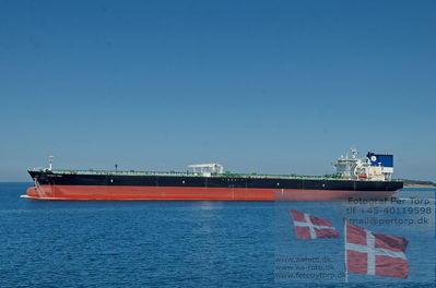 Different photos of wessels and ports
på vej ud af kalundborg fjord - passere røsnøs fyr
Keywords: ship;seaways frio;tanker