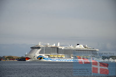 Different photos of wessels and ports
copenhagen
Keywords: ship;aidanova;passengership;copenhagen