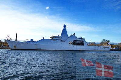 Port Copenhagen
Keywords: ship;HNLMS HOLLAND;copenhagen