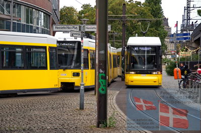 jernbane,rail
photo from Berlin
Keywords: rail